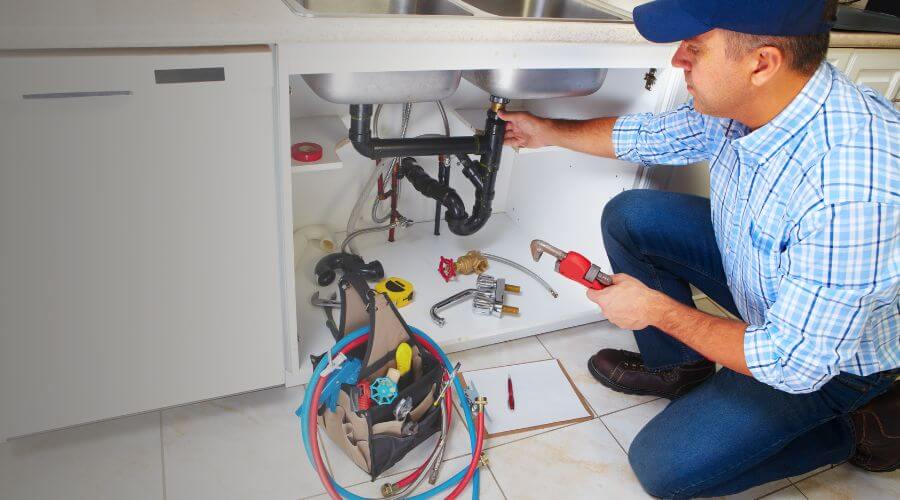 Local annual plumbing maintenance in Holland, IA
